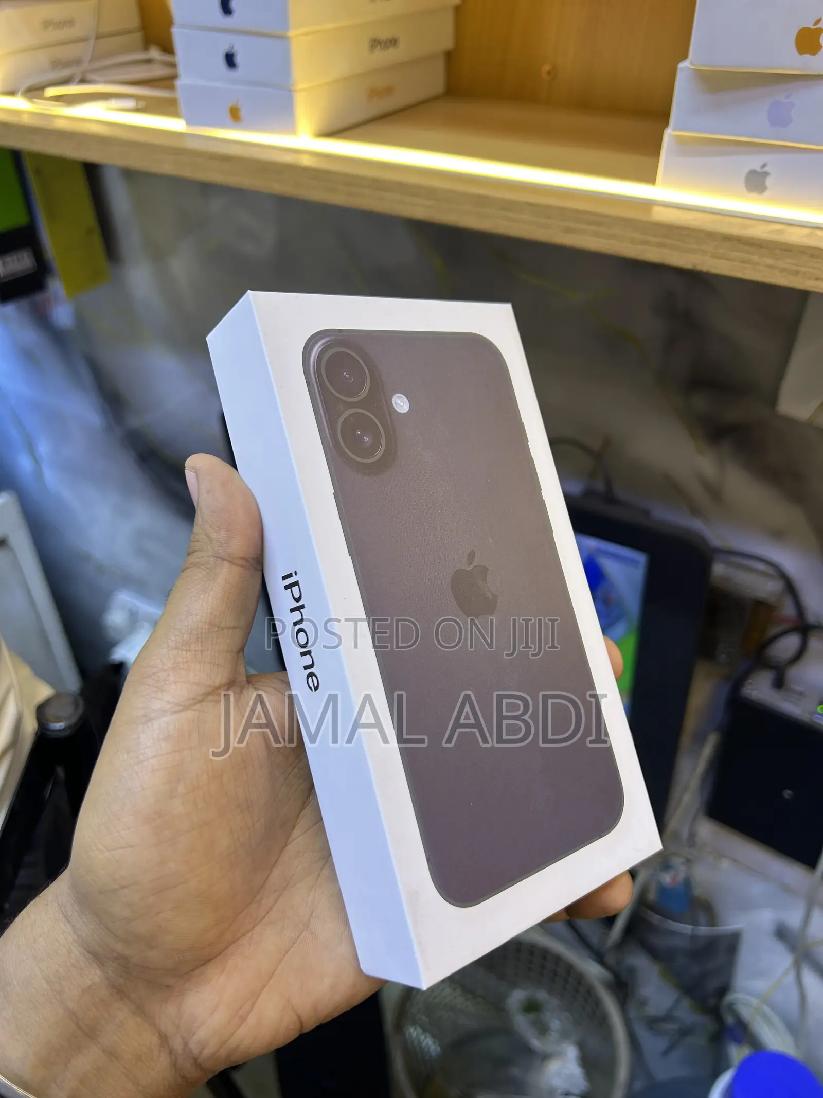 New Apple iPhone 16 256 GB Black