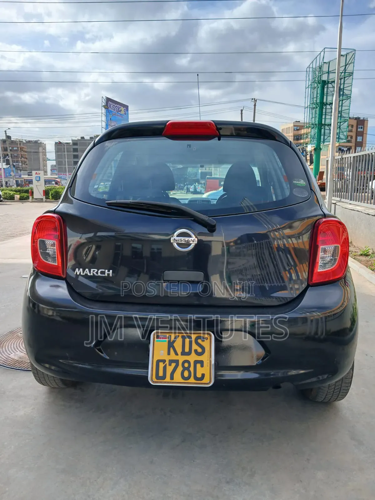 Nissan March 2017 Black
