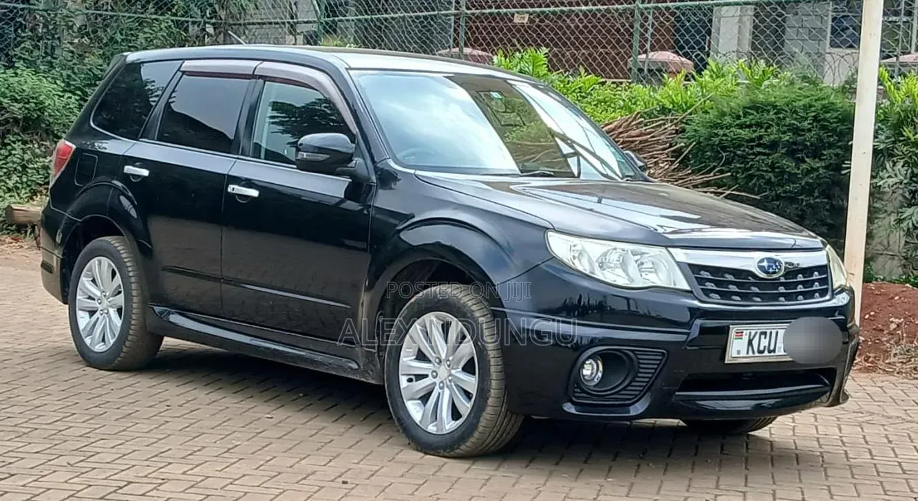 Subaru Forester 2012 Black