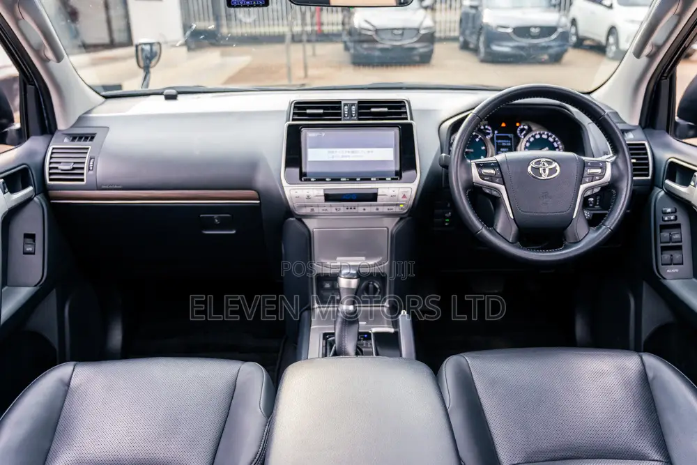 Toyota Land Cruiser Prado 2021 Black