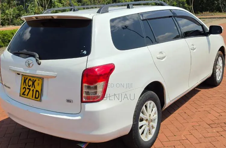 Toyota Corolla Fielder 2011 White