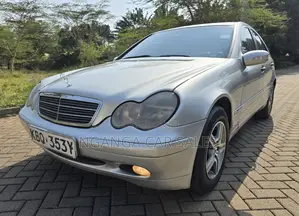 Mercedes-Benz C200 2005 Silver