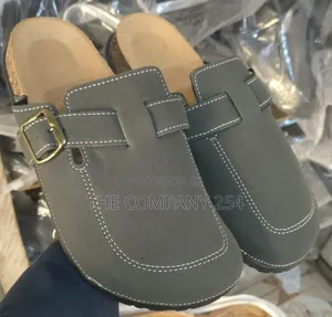 Quality Casual Sued Unisex Crogs With Rubber Sole