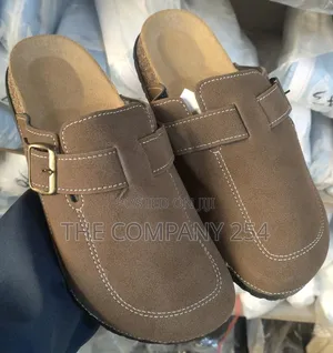Quality Casual Sued Unisex Crogs With Rubber Sole