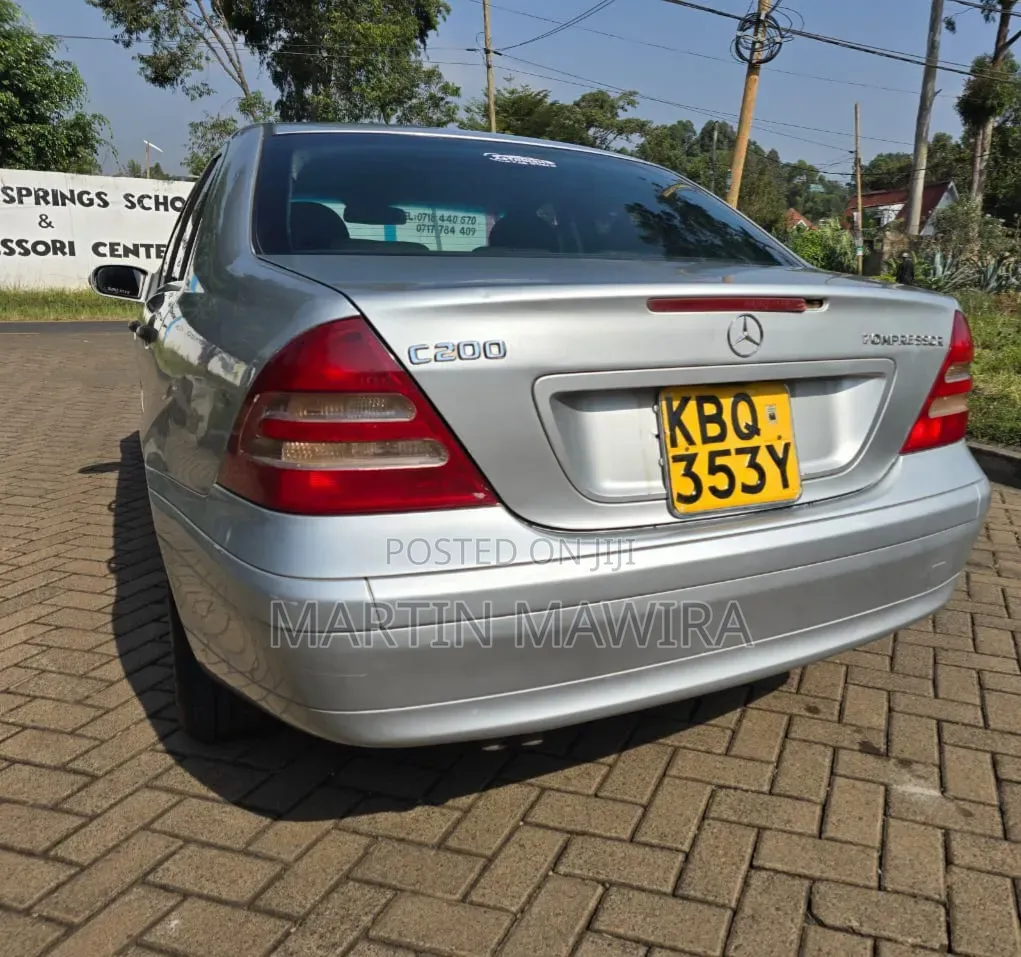 Mercedes-Benz C200 2005 Silver