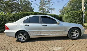Mercedes-Benz C200 2005 Silver