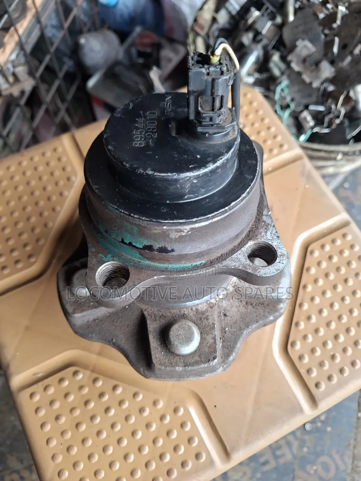 Lexus/Alphard/Rear Hub 2wd