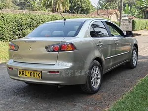 Mitsubishi Lancer 2010 Beige