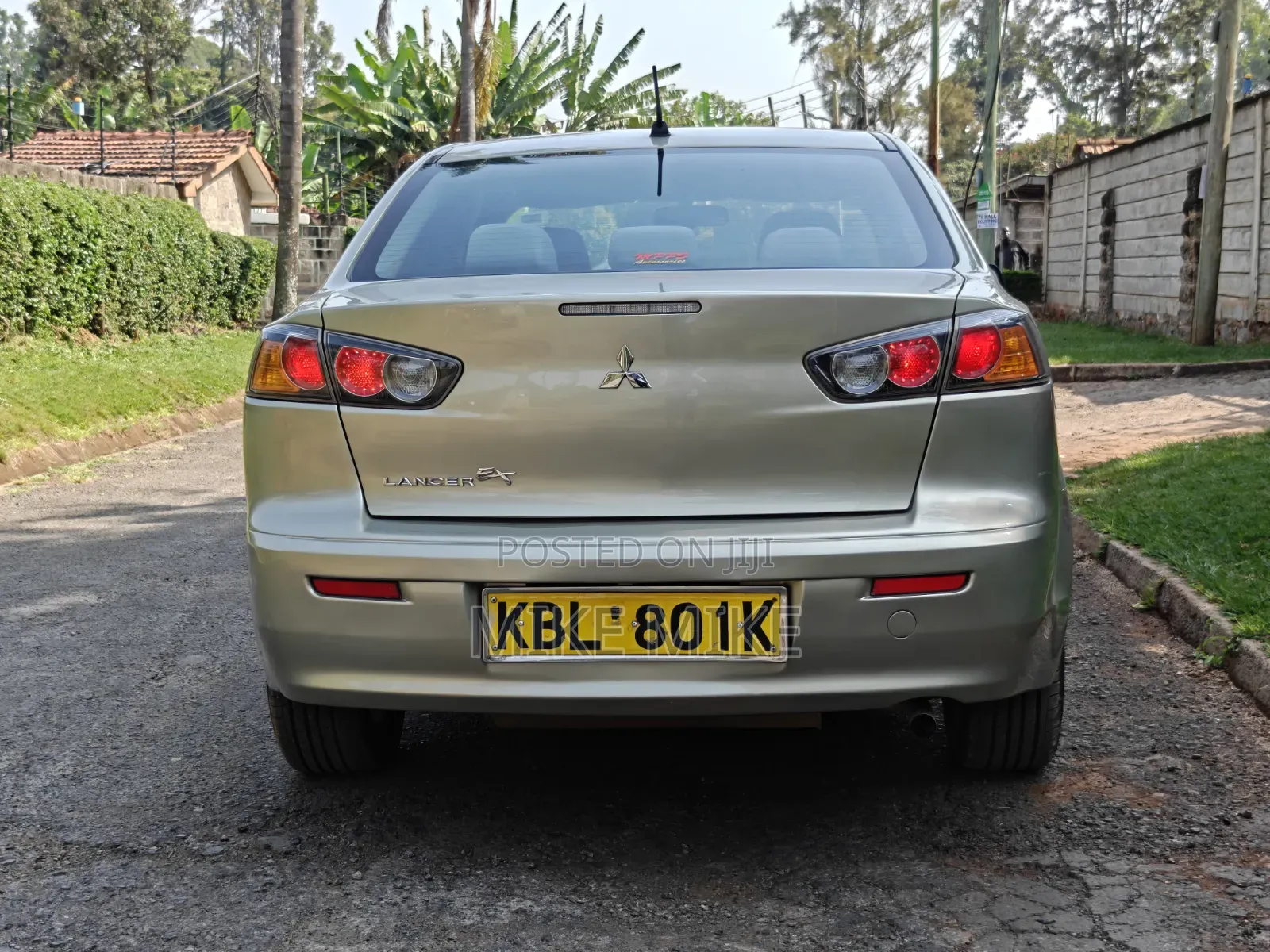 Mitsubishi Lancer 2010 Beige