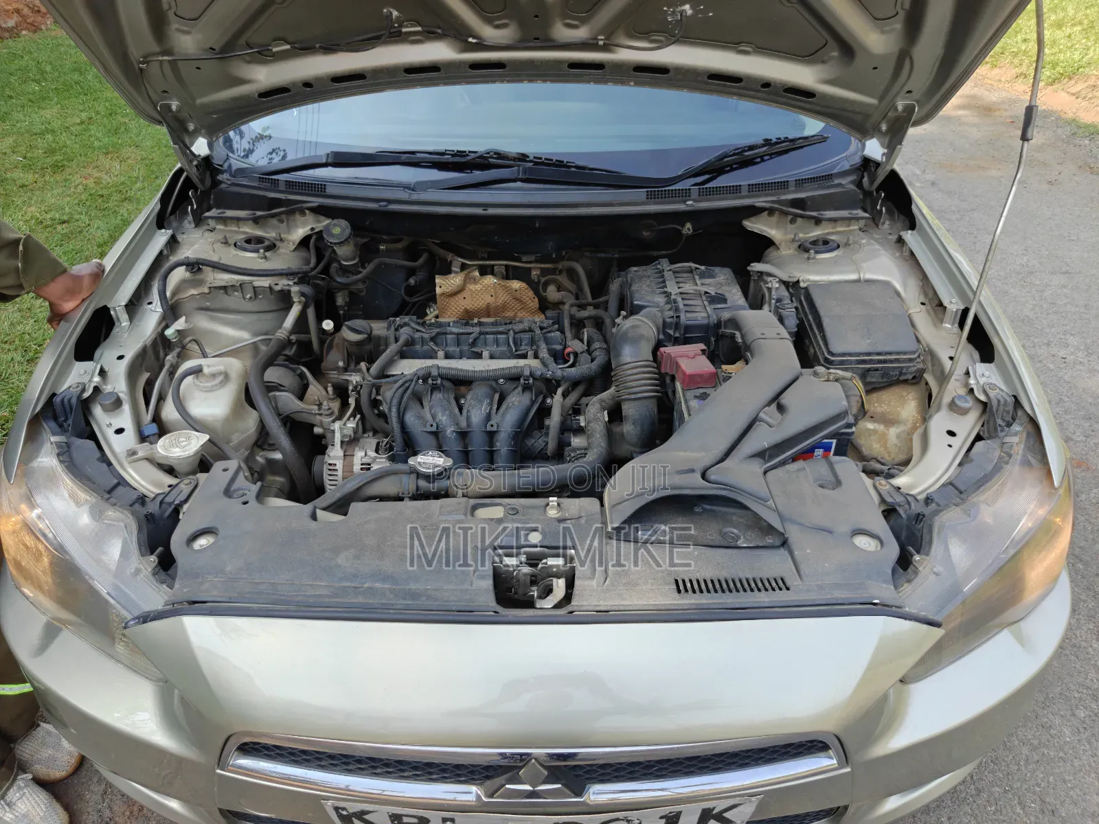Mitsubishi Lancer 2010 Beige