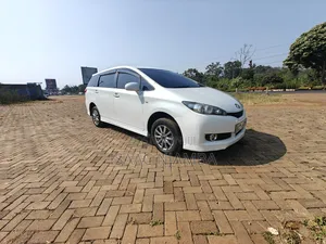 Toyota Wish 2012 Pearl