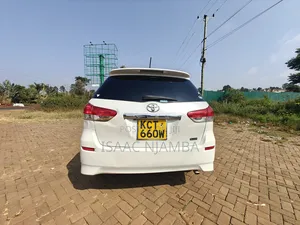 Toyota Wish 2012 Pearl
