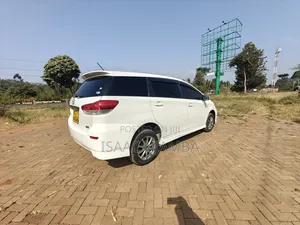 Toyota Wish 2012 Pearl