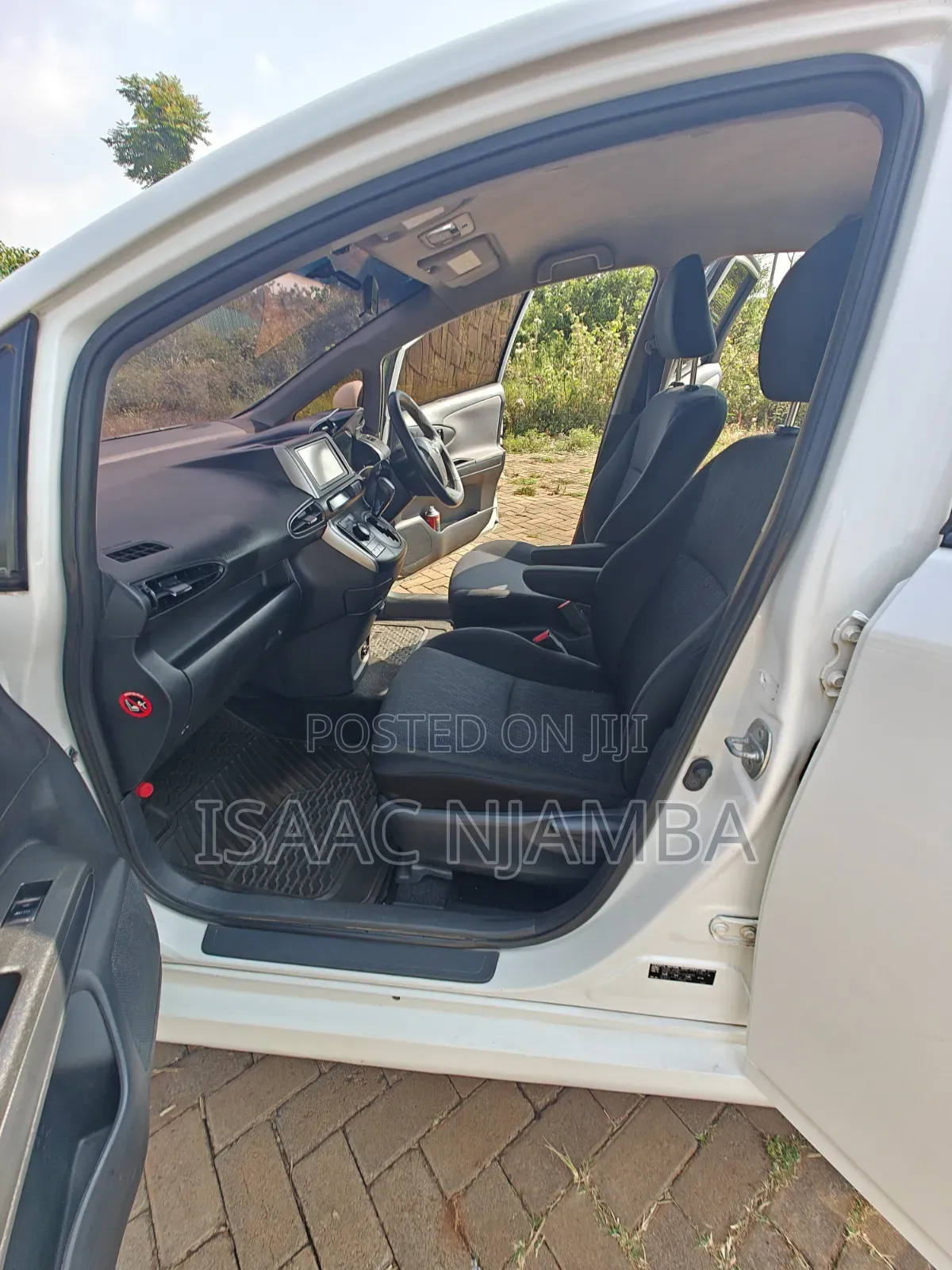 Toyota Wish 2012 Pearl