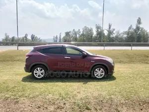 Honda Vezel 2014 Red