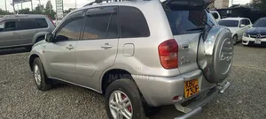 Toyota RAV4 2001 Silver