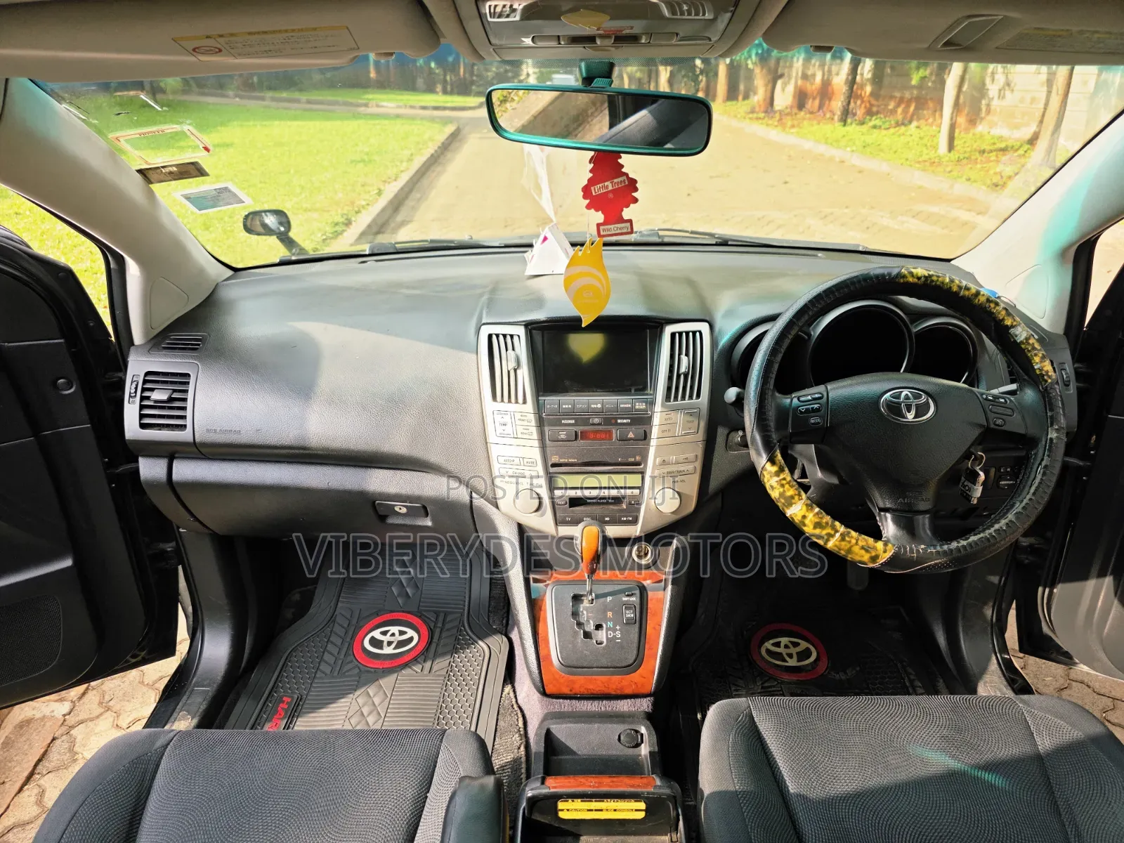 Toyota Harrier 2011 Black