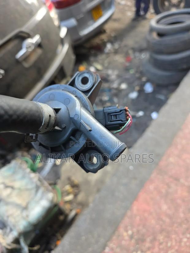 Water Pump for Fielder/Axio Hybrid - thumbnail 3
