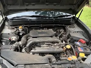 Subaru Outback 2010 Gold
