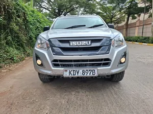 Isuzu D-MAX 2022 Silver