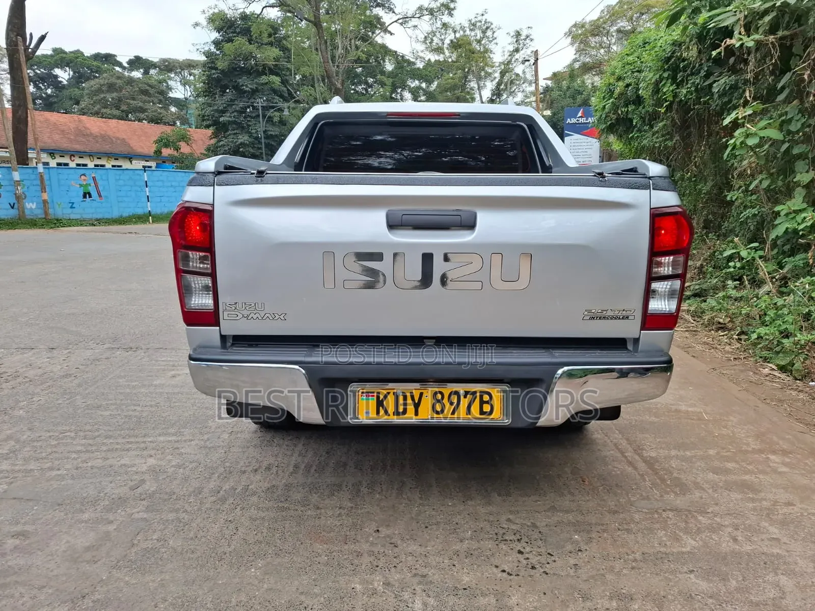 Isuzu D-MAX 2022 Silver