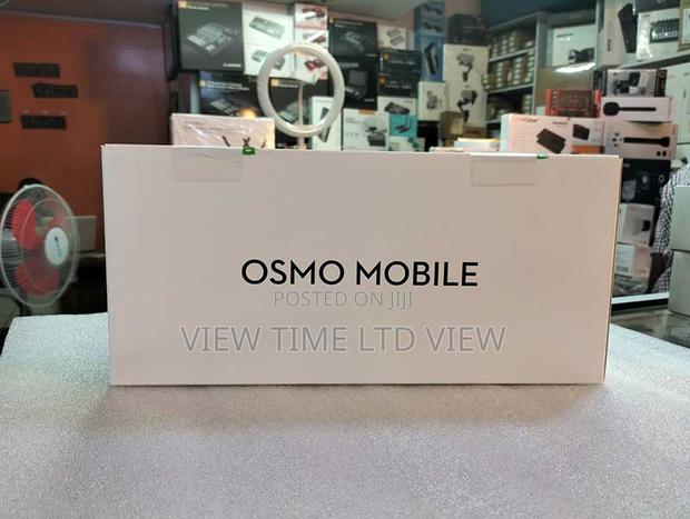 Dji Osmo Mobile 8p Creator Combo 3-Axis Smartphone Gimbal Stabilizer - thumbnail 2