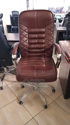 Office Chair : Brown High-Back Office Chair