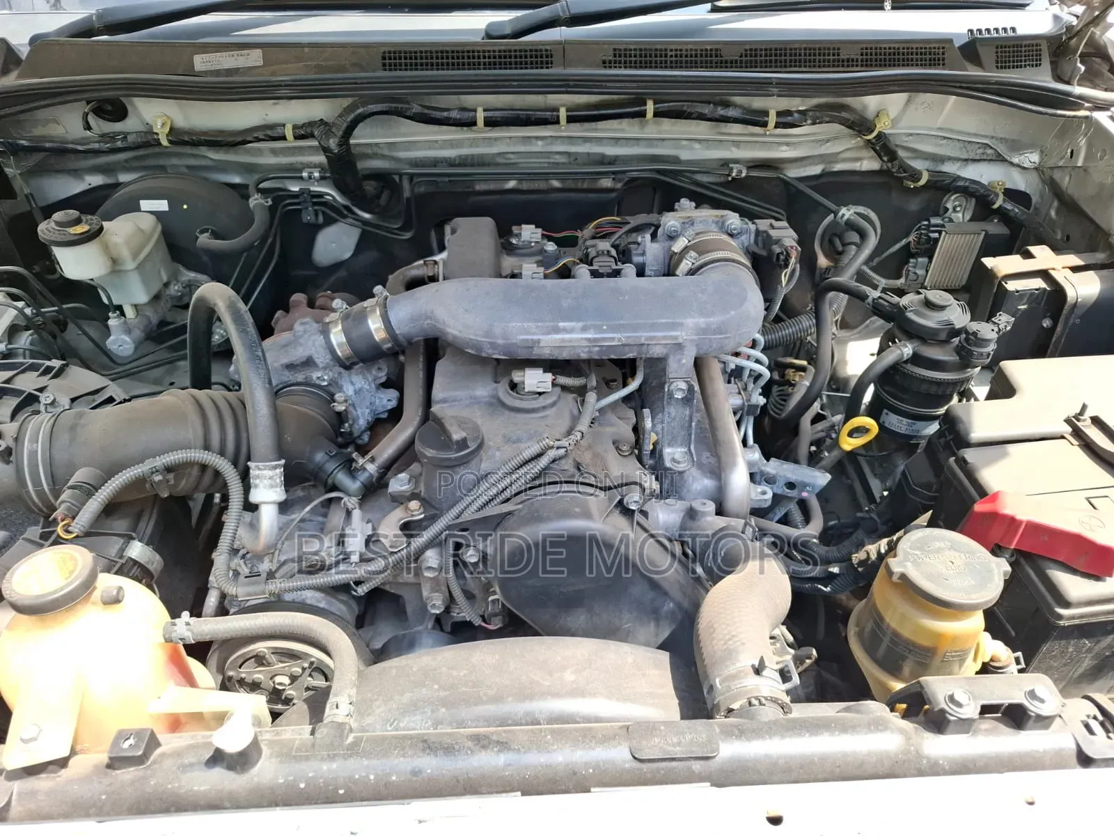 Toyota Hilux 2010 Silver