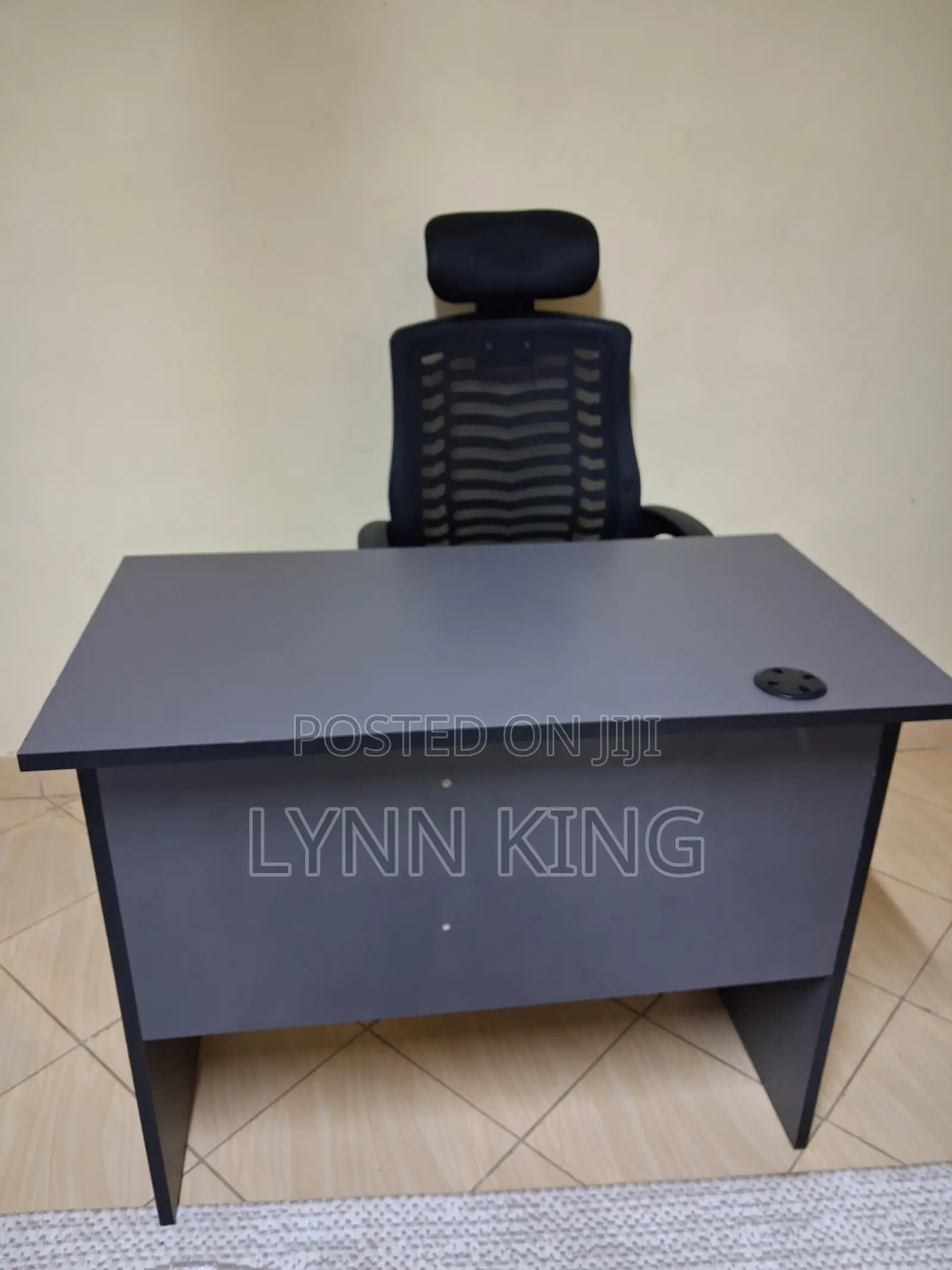 Headrest Office Chair and 1.2 Meters Furnished Study Table