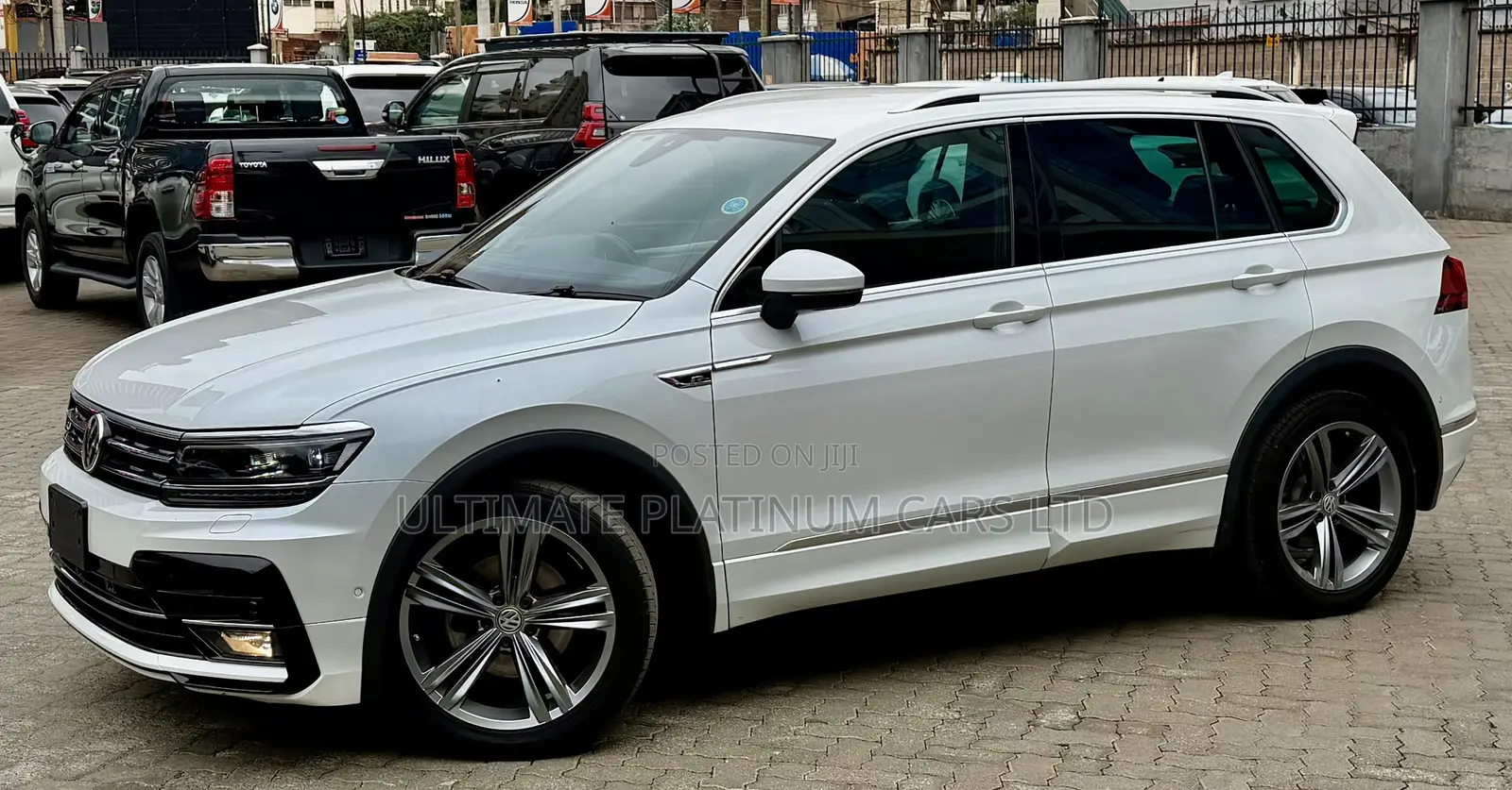 Volkswagen Tiguan 2.0T SEL R-Line AWD 4MOTION 2019 White