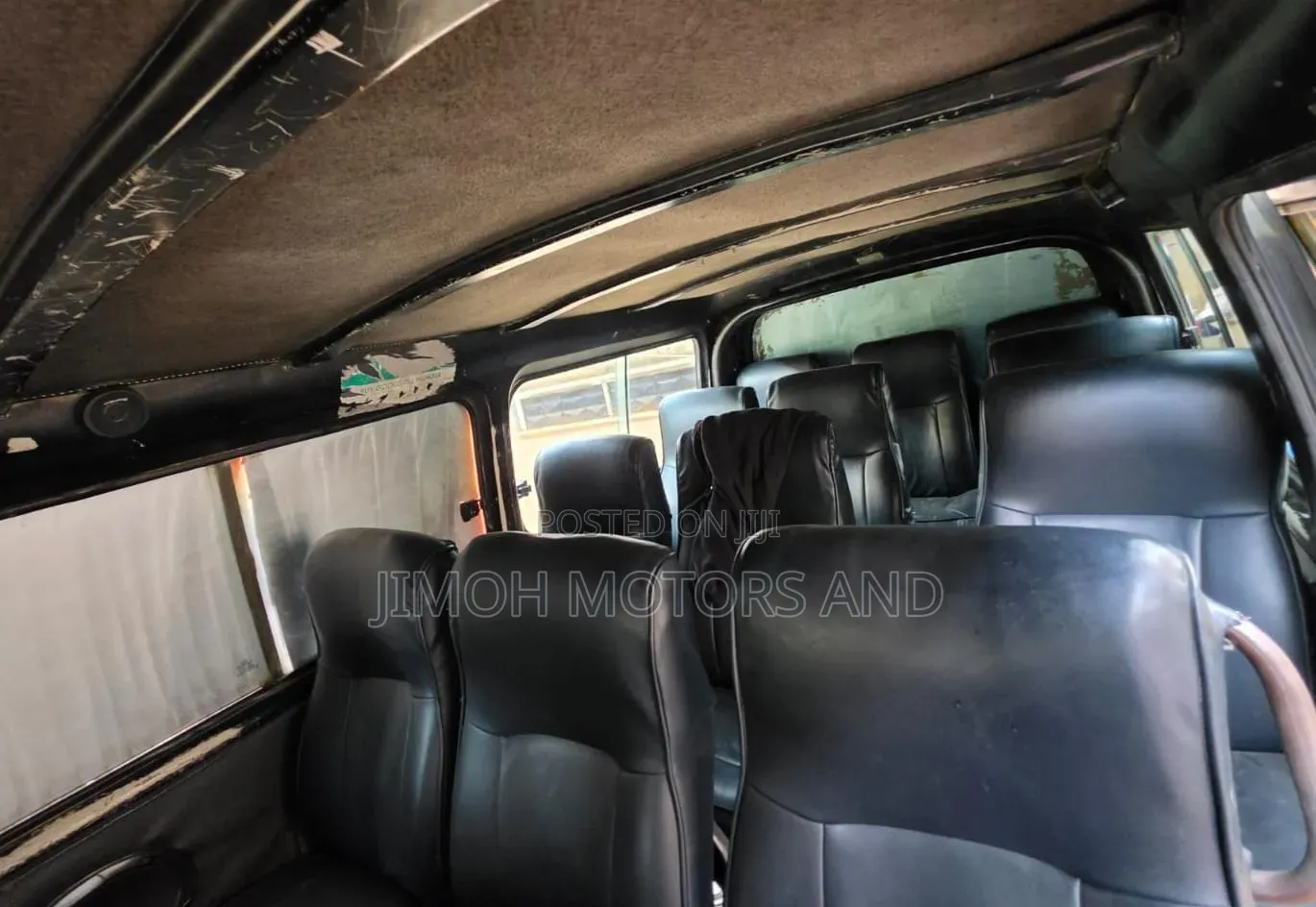 Nissan Caravan (Urvan) 2009