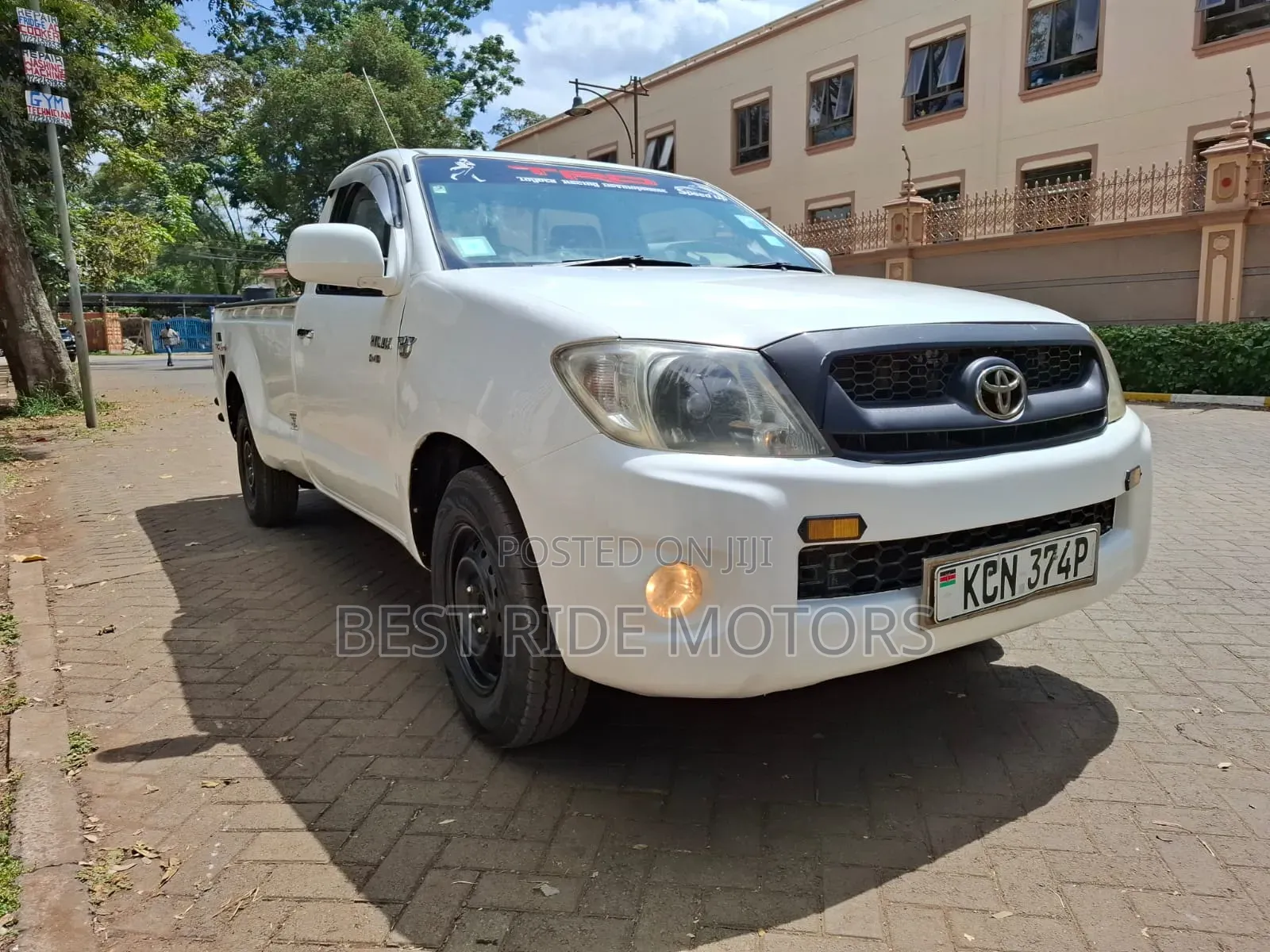 Toyota Hilux 2.5 D-4D SRX 2011 White