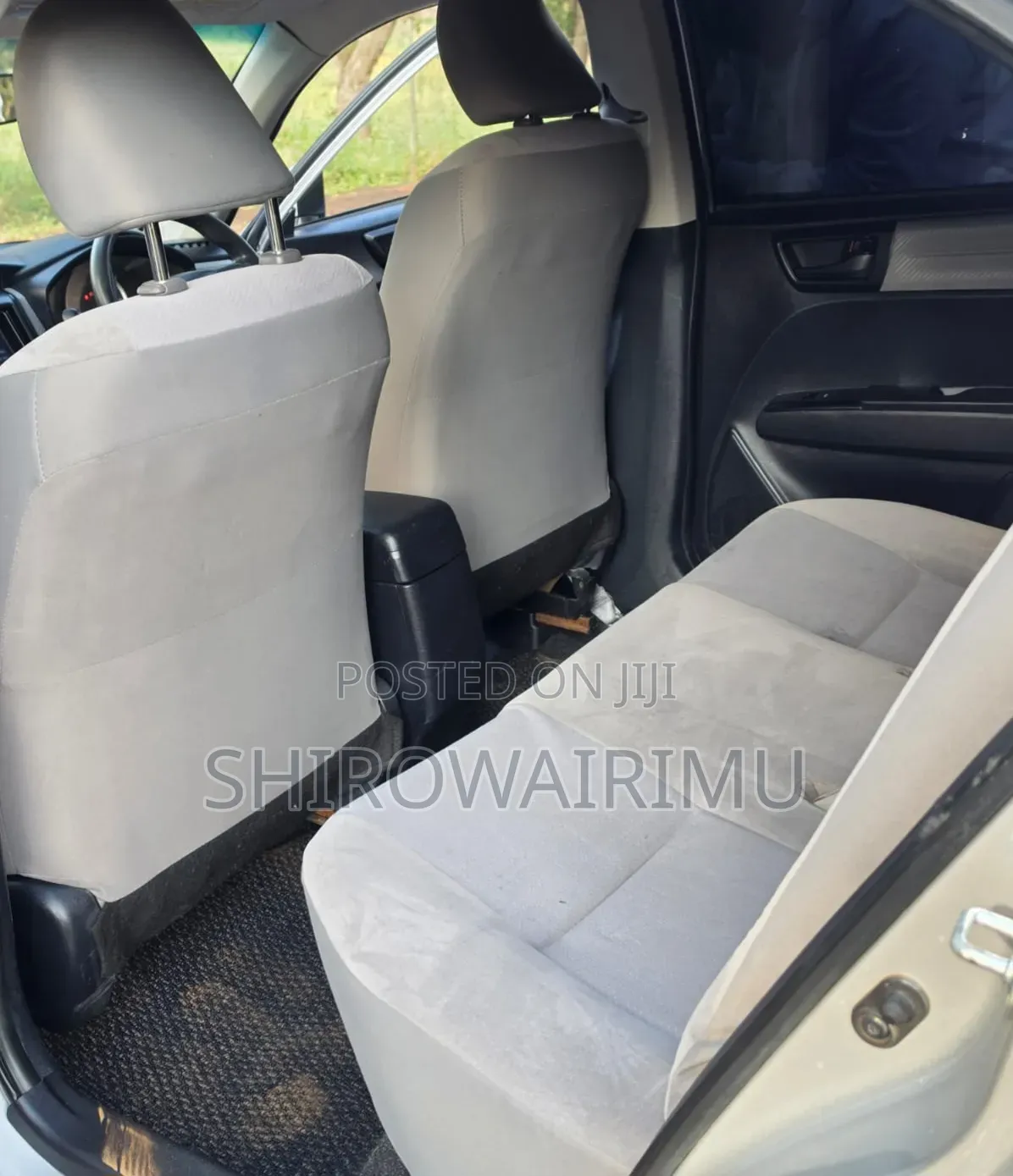 Toyota Axio 2013 Silver
