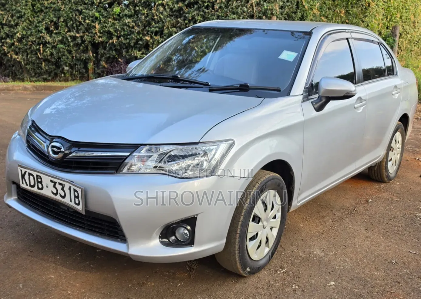 Toyota Axio 2013 Silver
