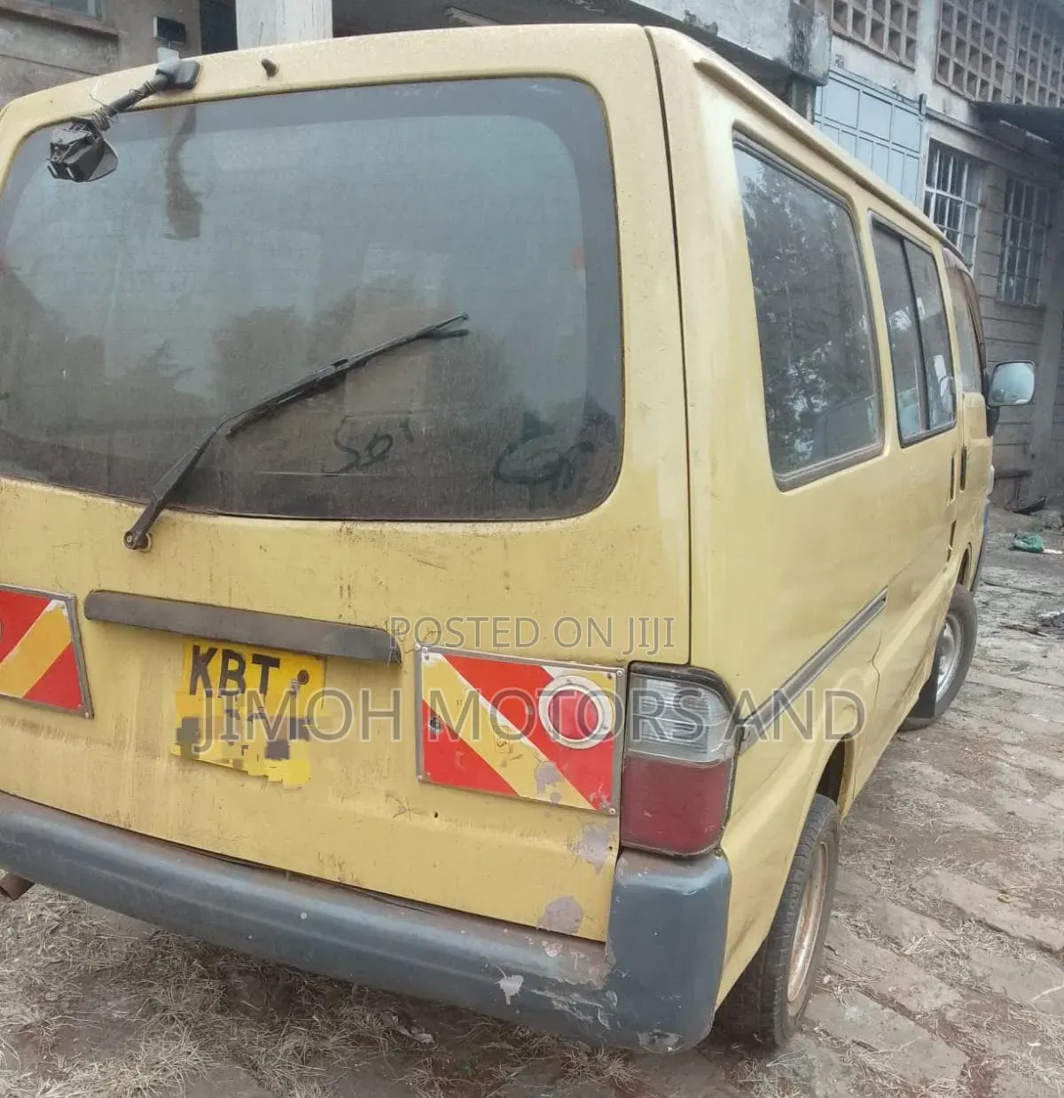 Nissan Vanette 2006 Yellow