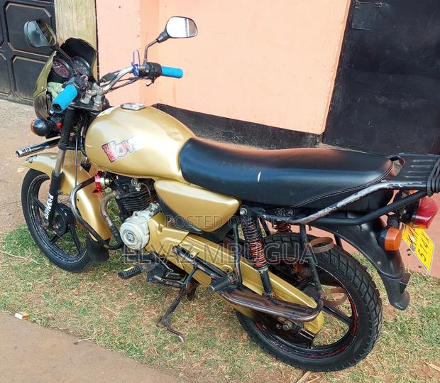 Bajaj Boxer 150 UG 2021 Gold - thumbnail 2