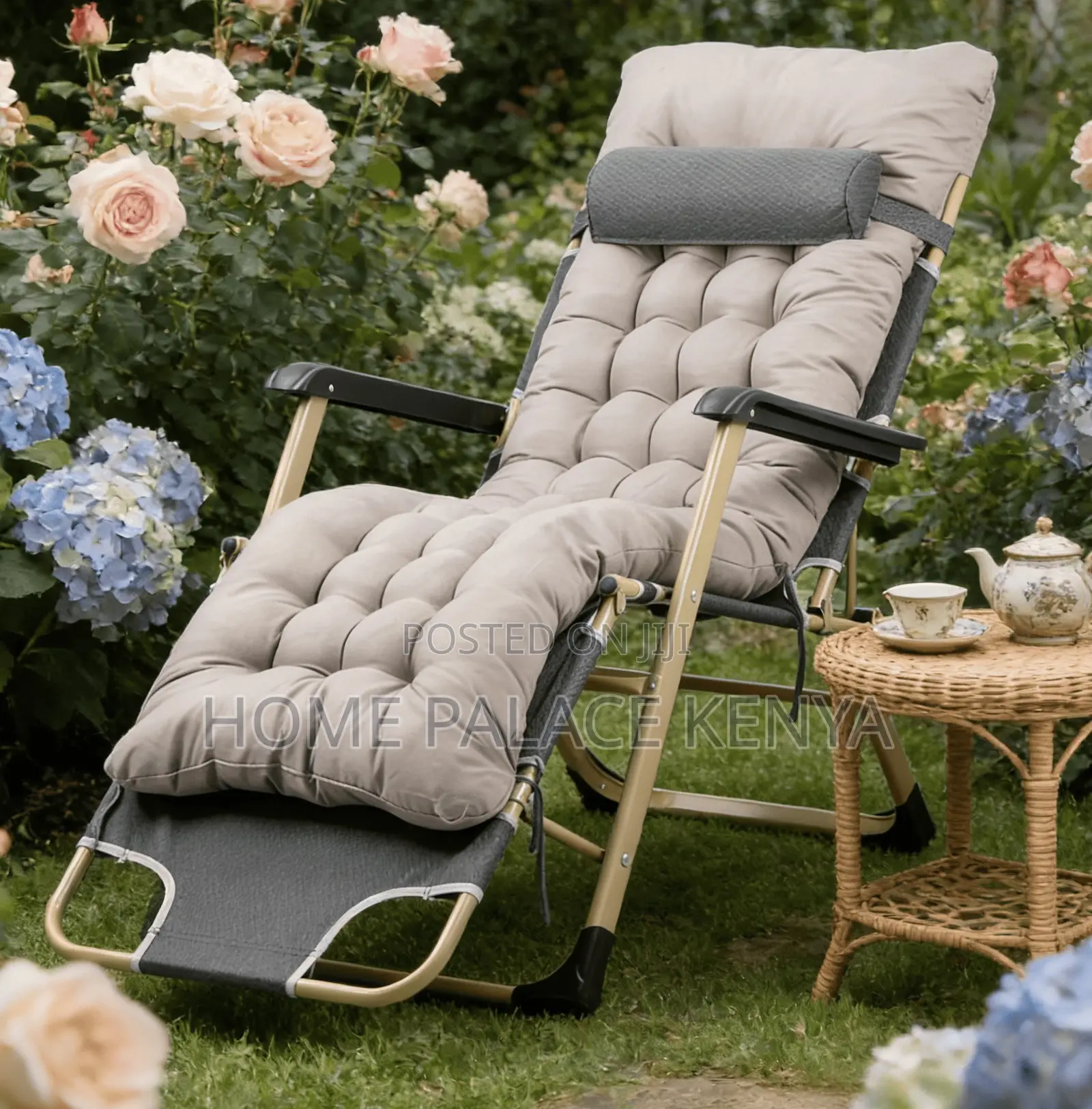 Foldable Chair: Reclining Moon Chair Folding Lounger