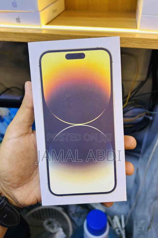 New Apple iPhone 14 Pro Max 256 GB Gold - thumbnail 3