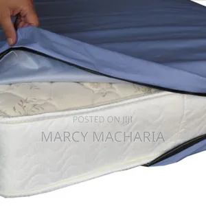 Macintosh Mattress Protector