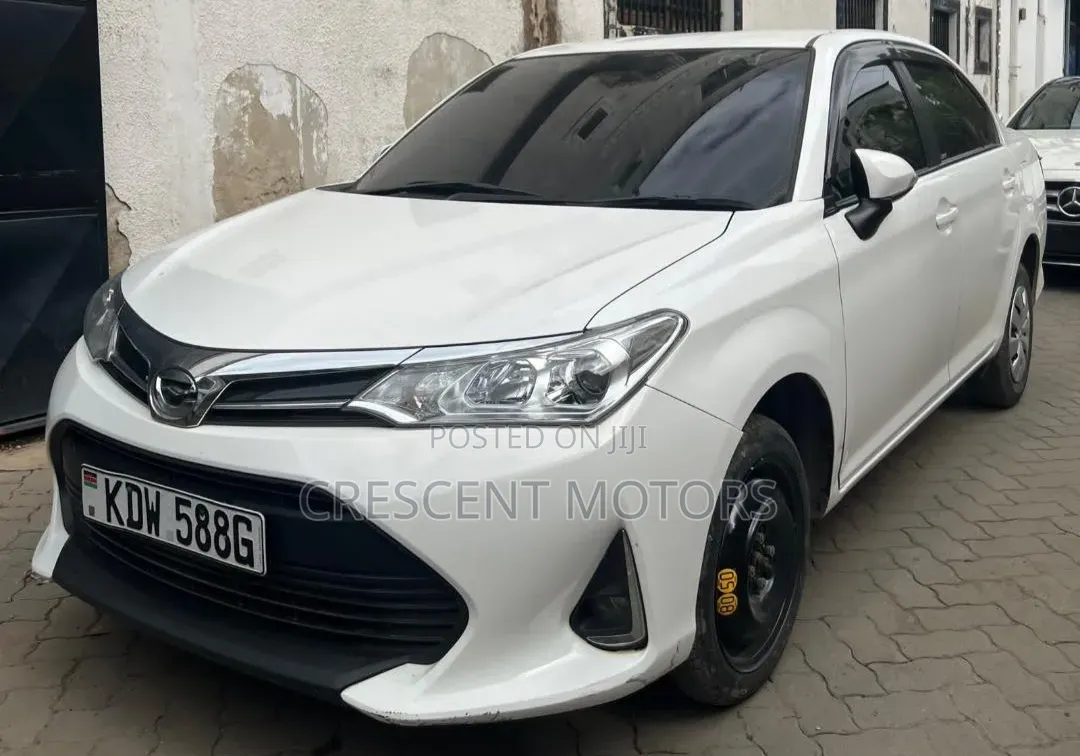 Toyota Axio 2018 White