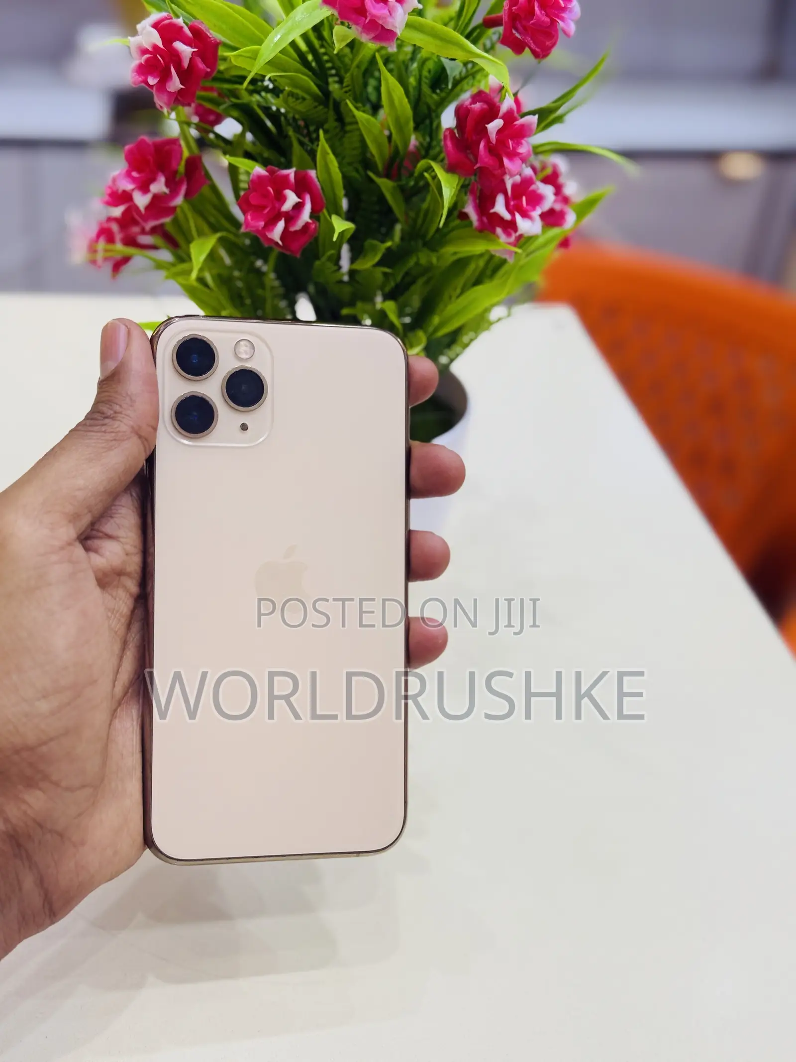 New Apple iPhone 11 Pro 256 GB Gold