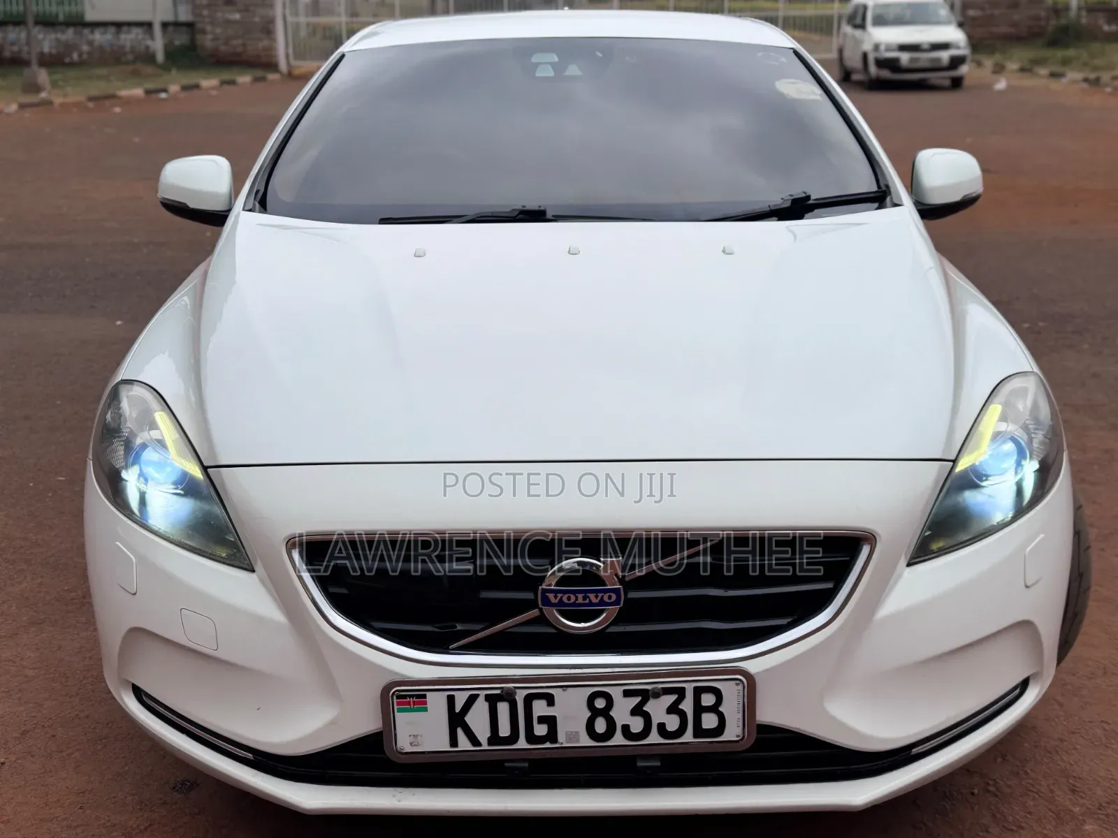 Volvo V40 2014 Pearl