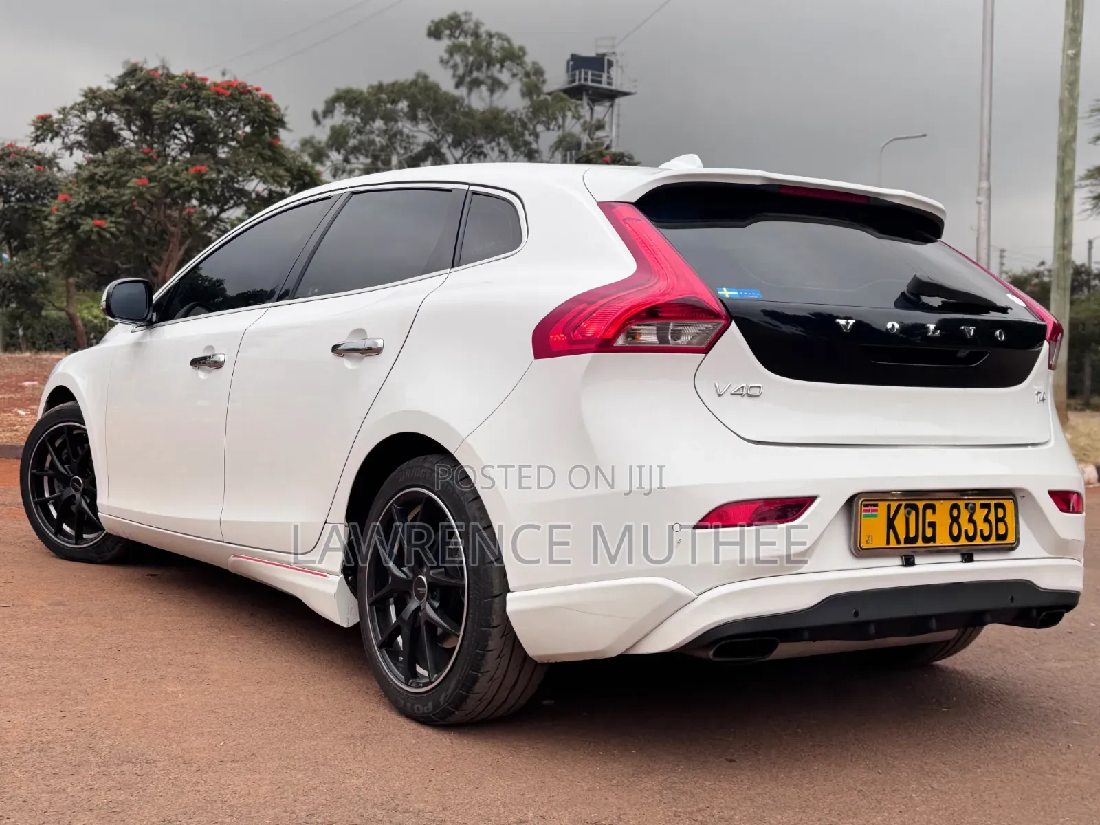 Volvo V40 2014 Pearl