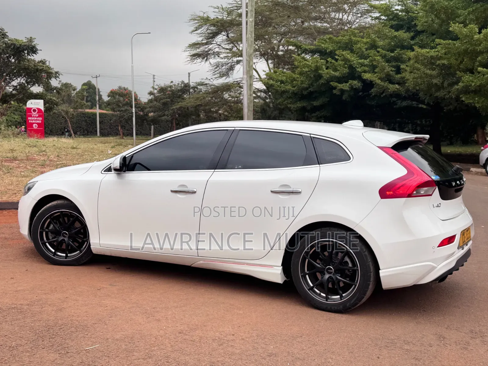 Volvo V40 2014 Pearl