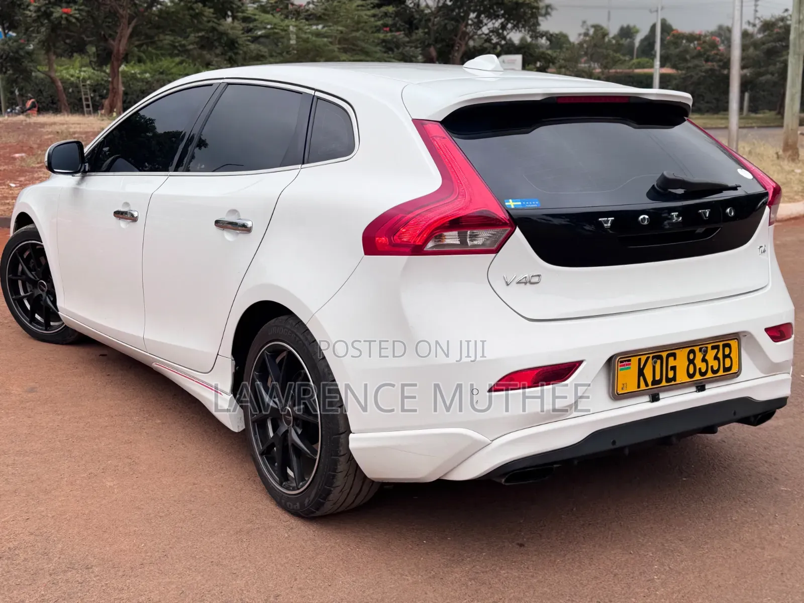 Volvo V40 2014 Pearl