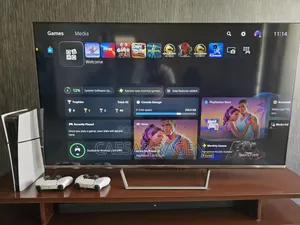Playstation 5 Console, 2 Controllers