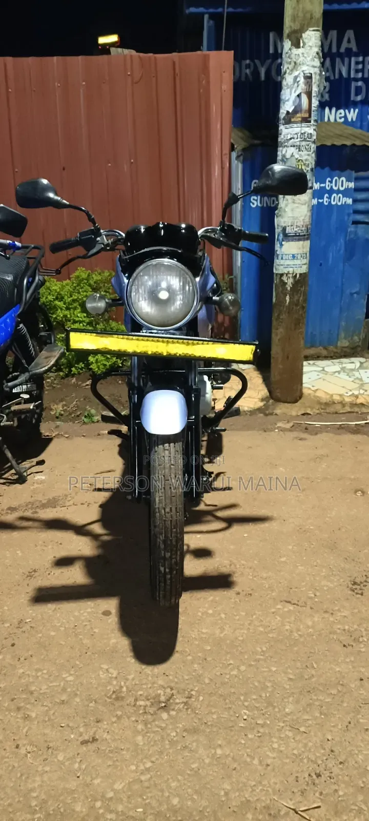 Bajaj Boxer 150 UG 2022