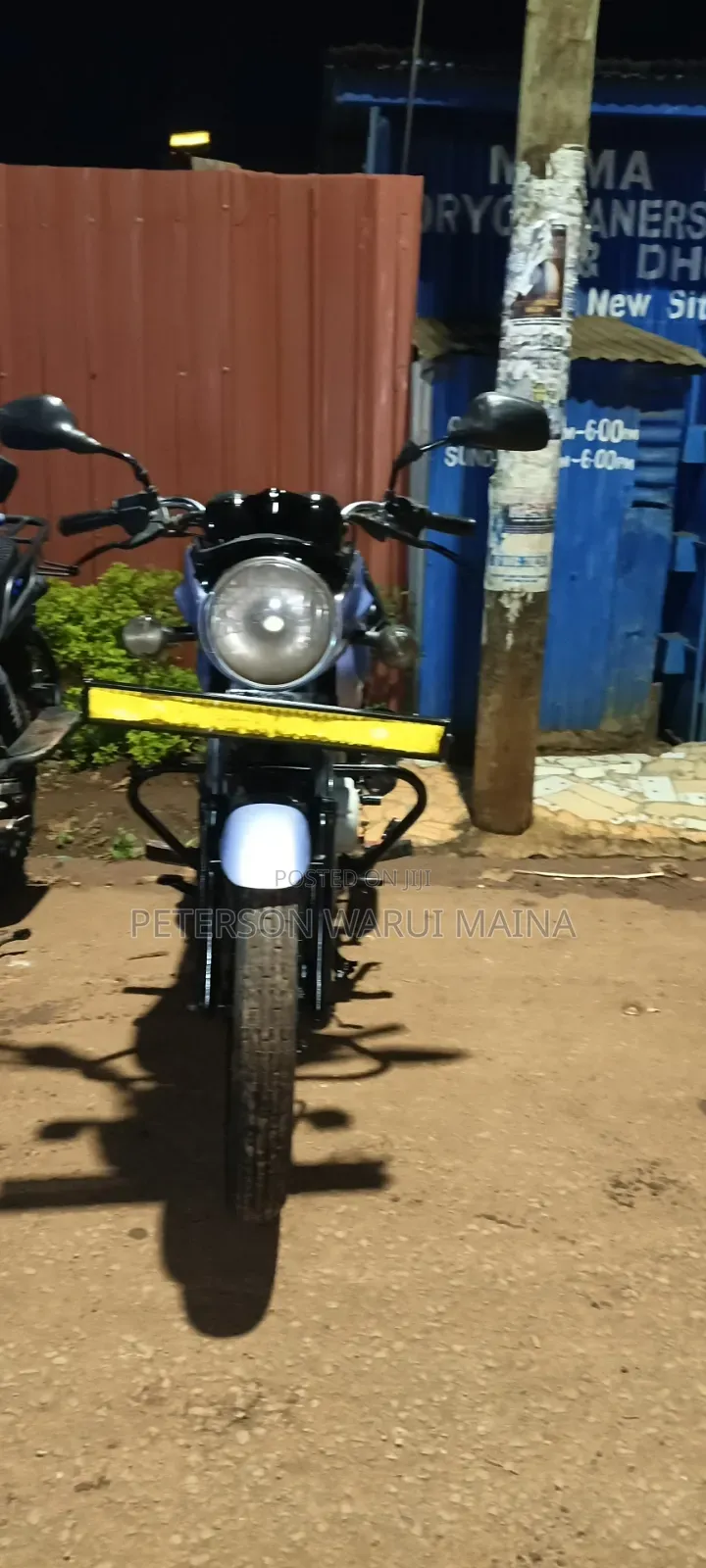 Bajaj Boxer 150 UG 2022