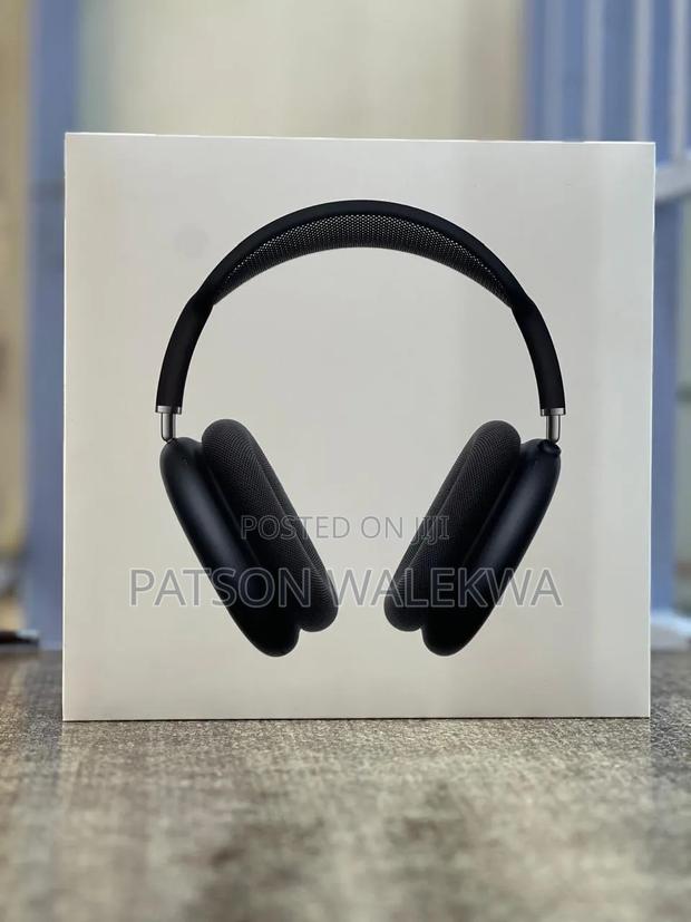 Apple Airpods Max 2 Noise-Cancelling Headphones