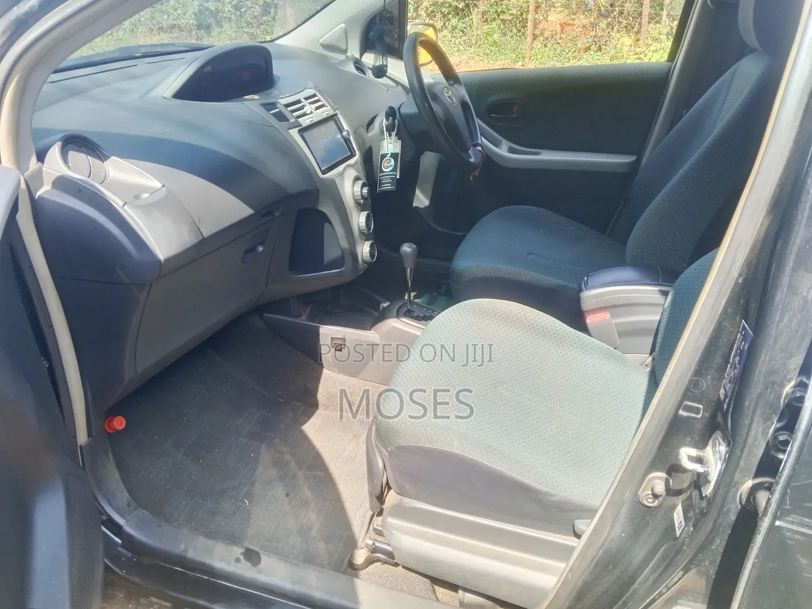 Toyota Vitz 2008 Black